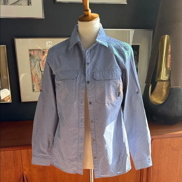 Columbia omni shade sun protection Light Blue Button-Up Shirt new !! - Picture 14 of 14